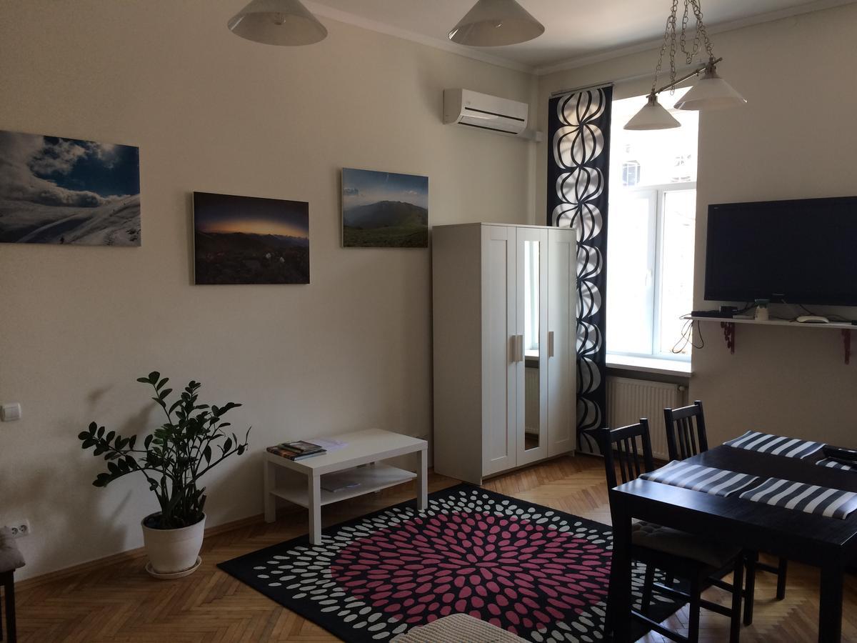 Cozy Apartment 39/34 リヴィウ エクステリア 写真